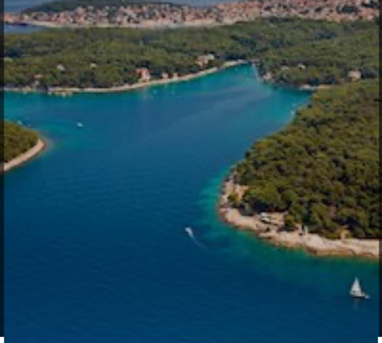 Apartman Diana Mali Losinj Luaran gambar